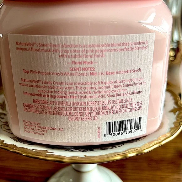 🌸NWT Closed(SheerFleur)BodyCream16ozInfusedHyaluronicAcidSheaButter&Caffenie - Picture 2 of 4